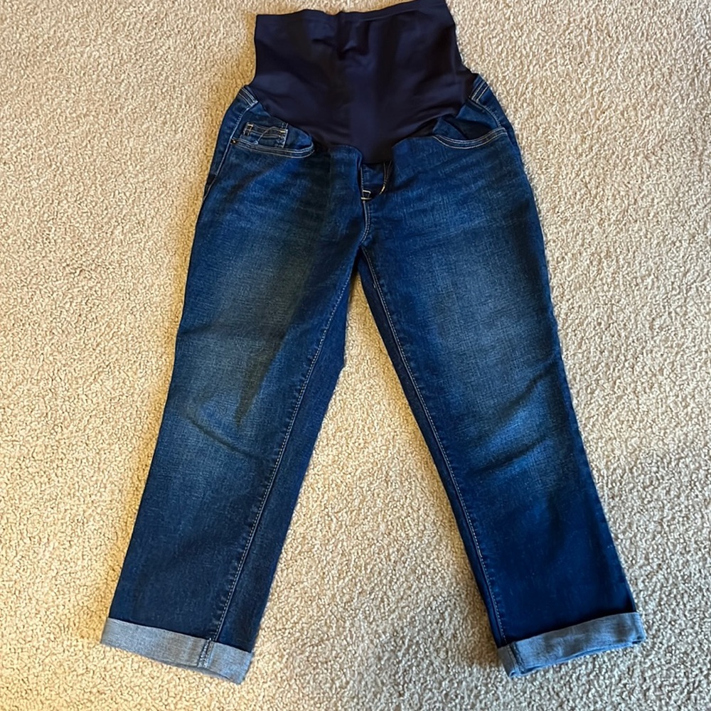 Maternity jeans capris